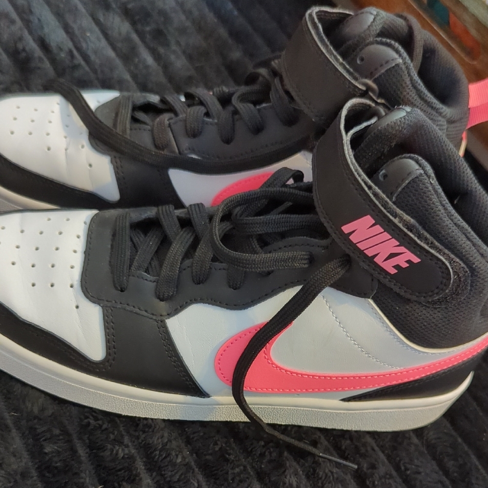 Nike Black and Pink High-Tops